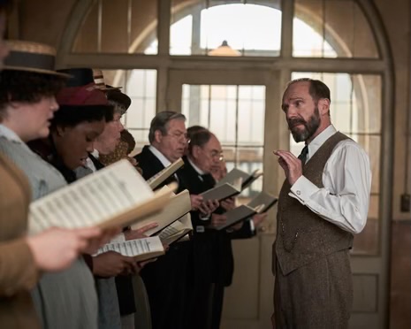 “Choral” Review